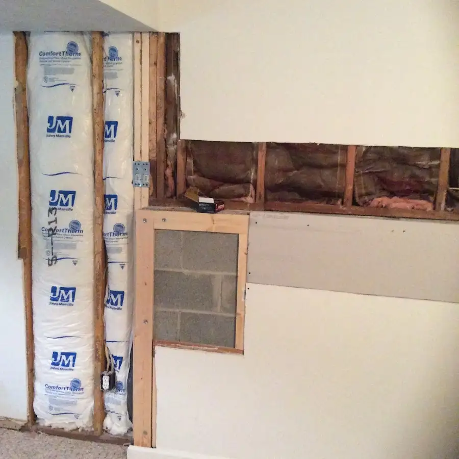 Wall insulation replacement during Structural Drying in Glencoe
